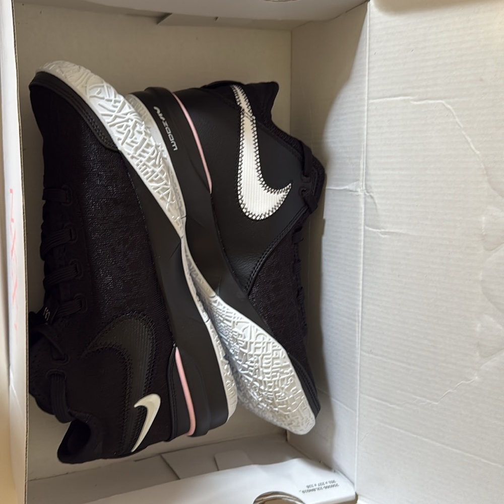 Nike Men's Black White Pink Basketball Sneakers
